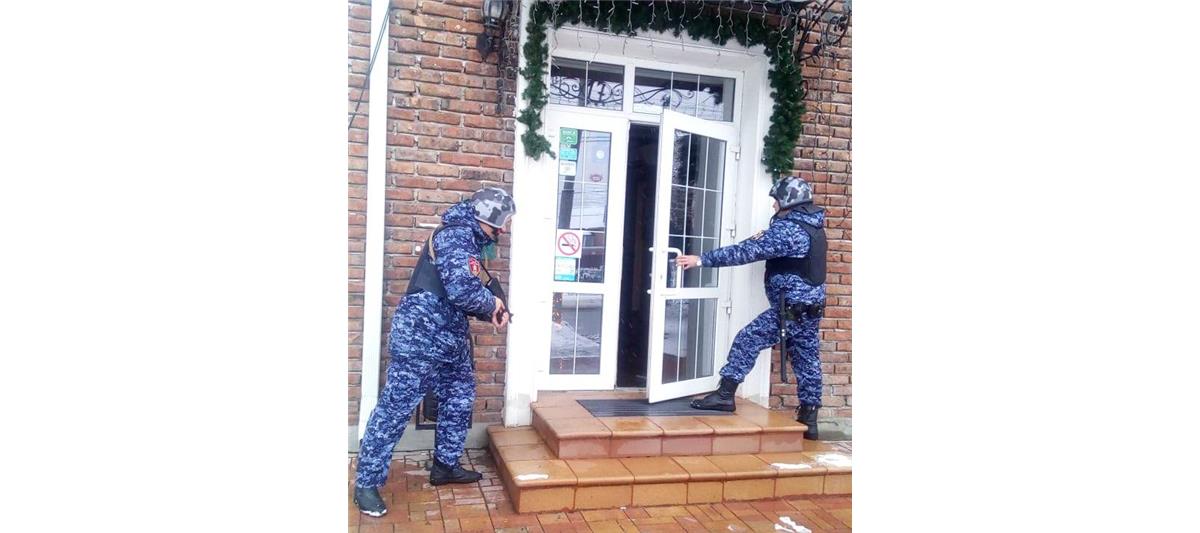 Ростовские росгвардейцы приняли участие в комплексных тактико-строевых занятиях