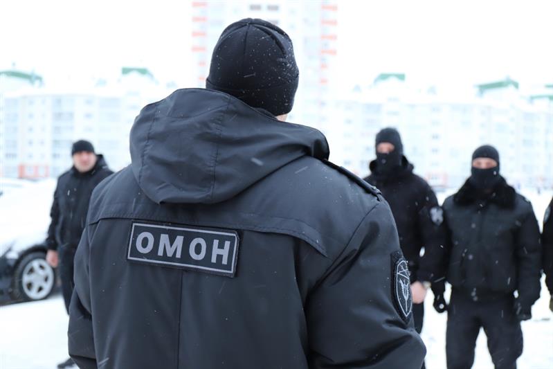 На Урале сотрудники Росгвардии обеспечивают безопасность при проведении праздничных мероприятий, посвященных Рождеству Христову 