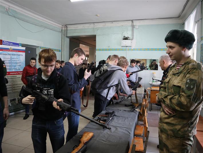 Военно-патриотическая акция «Служу России! Служу Росгвардии!» стартовала в Нижегородской области (фото, видео)