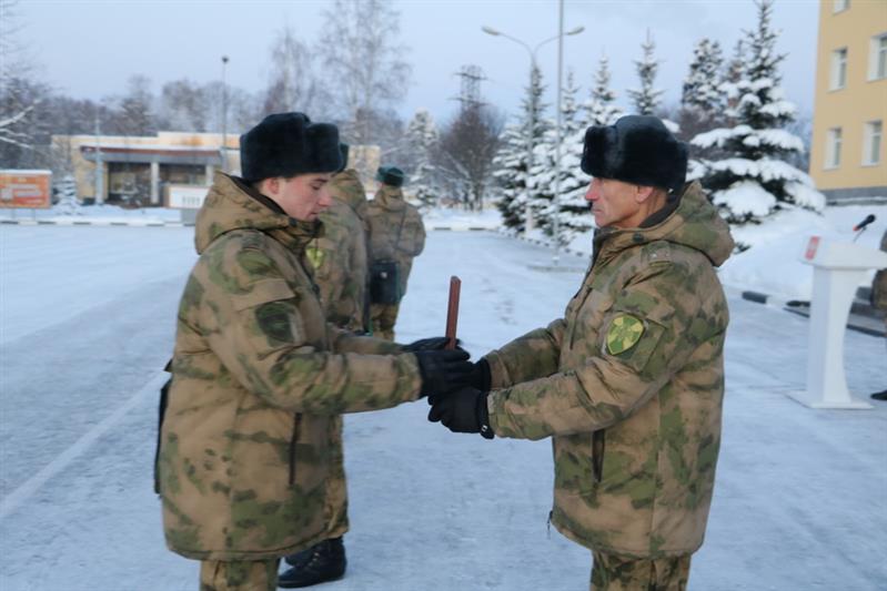 В бригаде оперативного назначения Центрального округа войск национальной гвардии состоялась церемония передачи в подразделения фотографий военнослужащих, навечно зачисленных в списки воинской части 