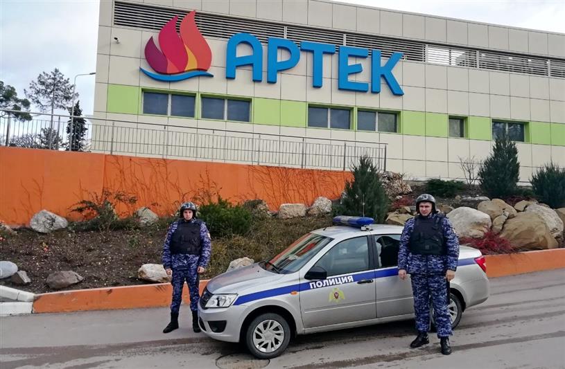 Крымские росгвардейцы вместе с другими силовыми ведомствами региона обсудили вопросы безопасности международного детского центра «Артек»