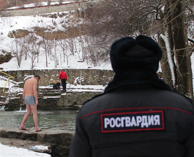 Росгвардейцы обеспечат безопасность жителей Ростовской области на Крещение