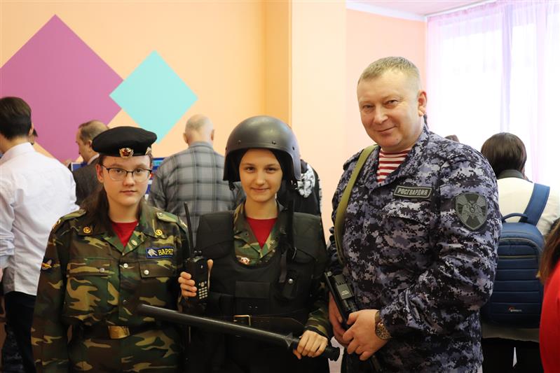 Росгвардейцы приняли участие в торжественном открытии ежегодного месячника оборонно-массовой и военно-патриотической работы в Республике Марий Эл