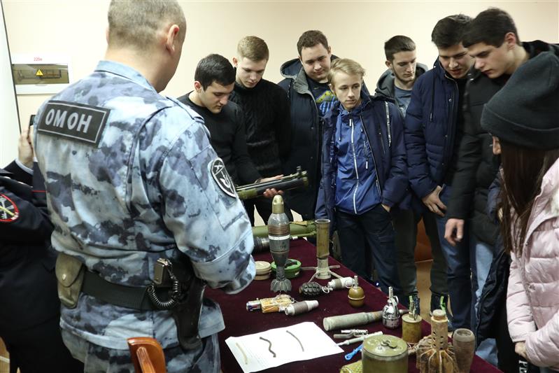 В пятигорском ОМОН состоялась межведомственная акция «Студенческий десант»