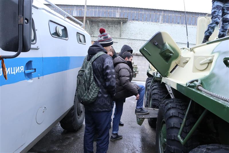 В пятигорском ОМОН состоялась межведомственная акция «Студенческий десант»