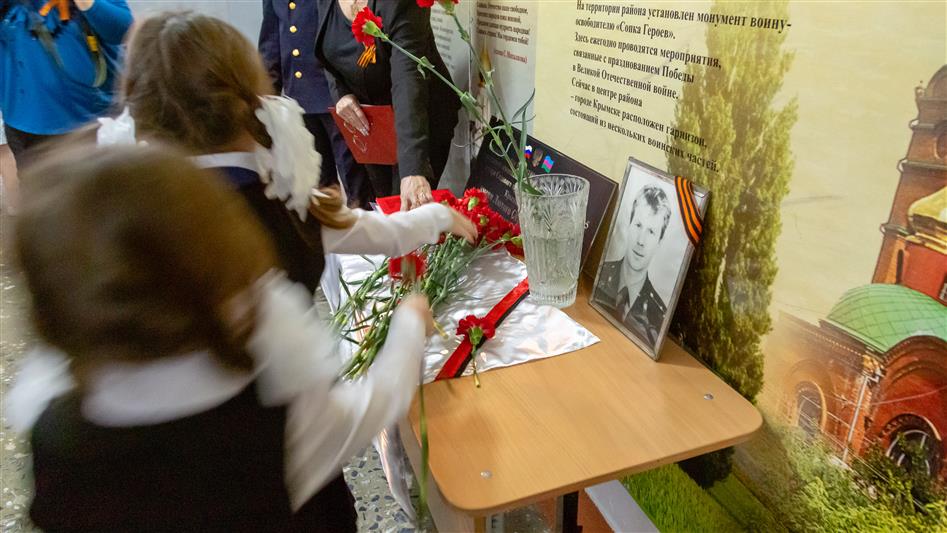 В Краснодарском крае школе присвоили имя сотрудника ОМОН, погибшего при исполнении служебного долга (видео)