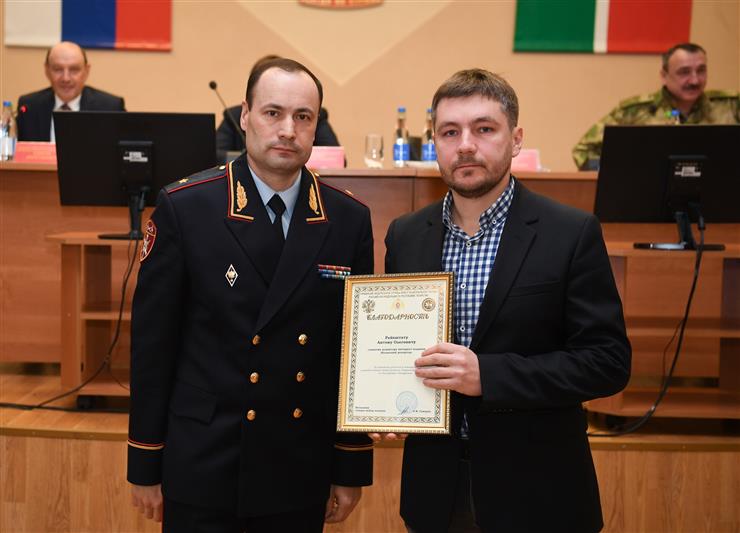 Начальник  Управления Росгвардии по Республике Татарстан поблагодарил представителей СМИ за сотрудничество