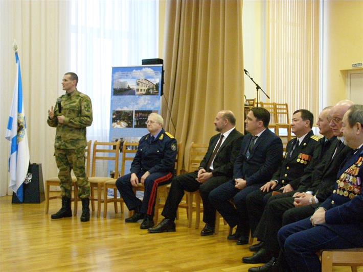 Представитель руководства архангельского областного управления Росгвардии принял участие в рождественской встрече с кадетами