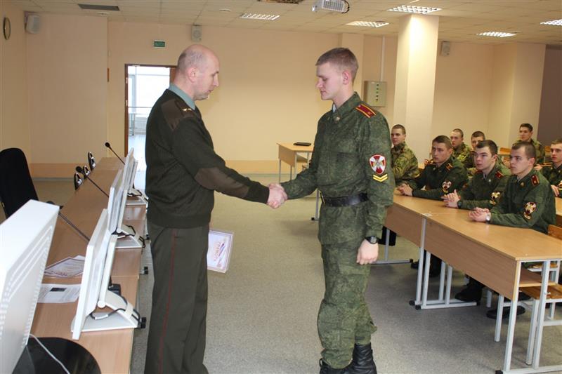Курсанты Пермского военного института отметили День инженерной службы Росгвардии тематической встречей 