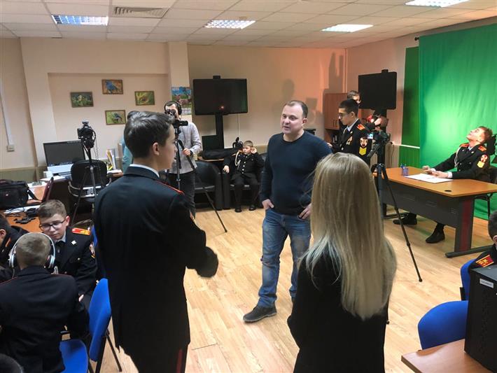 Воспитанники Московского президентского кадетского училища им. М.А. Шолохова стали участниками первого сюжета из цикла «Кадетский взгляд» (фото, видео)