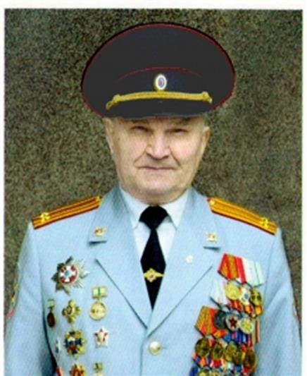 Директор Федеральной службы войск национальной гвардии Российской Федерации поздравил ветерана вневедомственной охраны с 75-летием снятия блокады Ленинграда