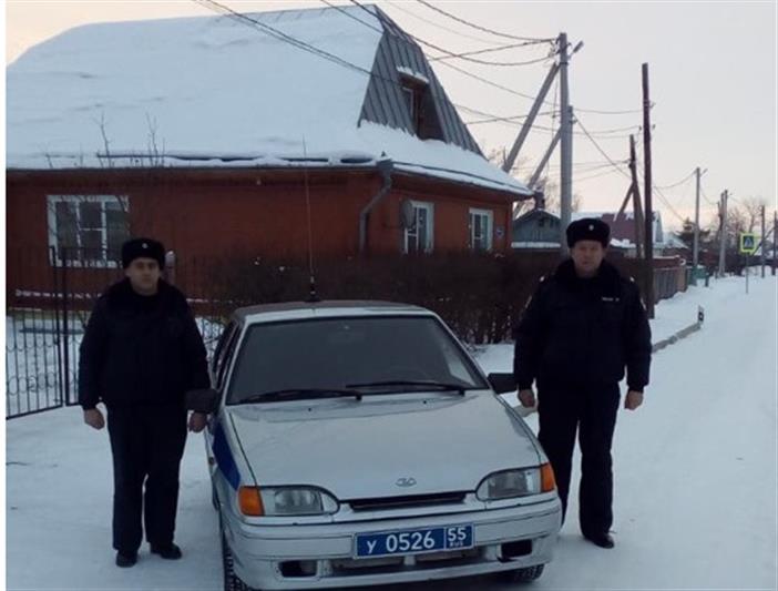 В поселке Таврическое Омской области сотрудники Росгвардии задержали мужчину, пытавшегося расплатиться в магазине поддельной купюрой