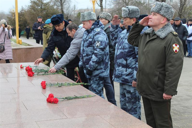 Росгвардейцы Калмыкии и Адыгеи приняли участие в памятных мероприятиях, посвященных 30-летию со дня вывода советских войск из Афганистана