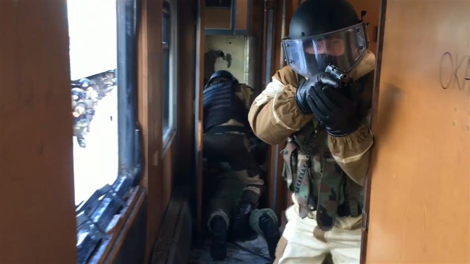 Нижегородский ОМОН на транспорте принял участие в межведомственных антитеррористических учениях (фото, видео)