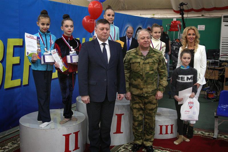 Командующий Сибирским округом войск национальной гвардии принял участие в открытии турнира по художественной гимнастике на Кубок губернатора Алтайского края