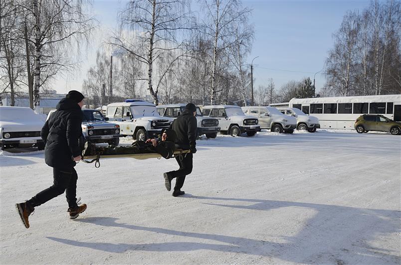 Память погибших сотрудников удмуртского ОМОН почтили военно-спортивными соревнованиями среди школьников