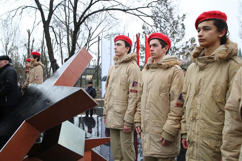 В Северо-Кавказском округе Росгвардии почтили память павших воинов-интернационалистов