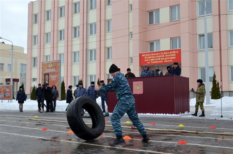 Тамбовское областное управление Росгвардии организовало спортивный фестиваль для школьников