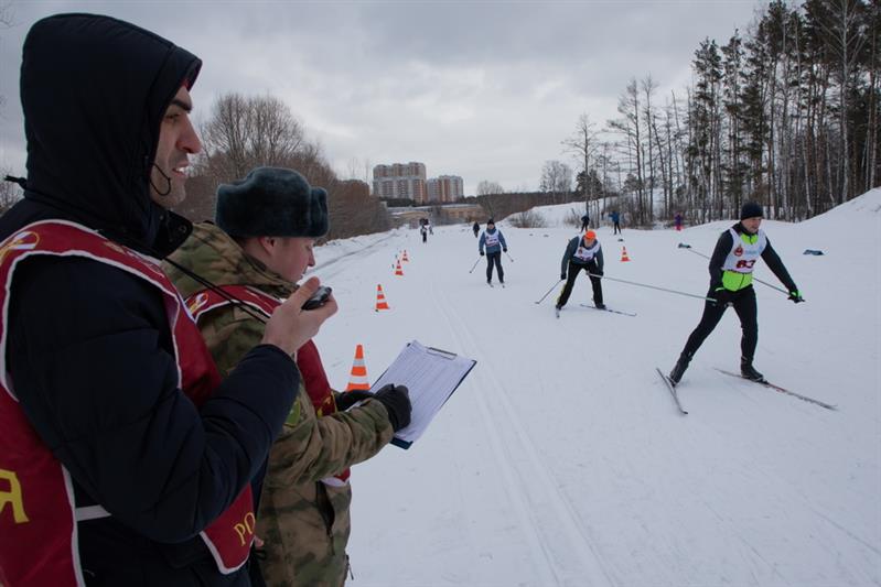 В Москве прошли соревнования Центрального аппарата Росгвардии по лыжным гонкам 