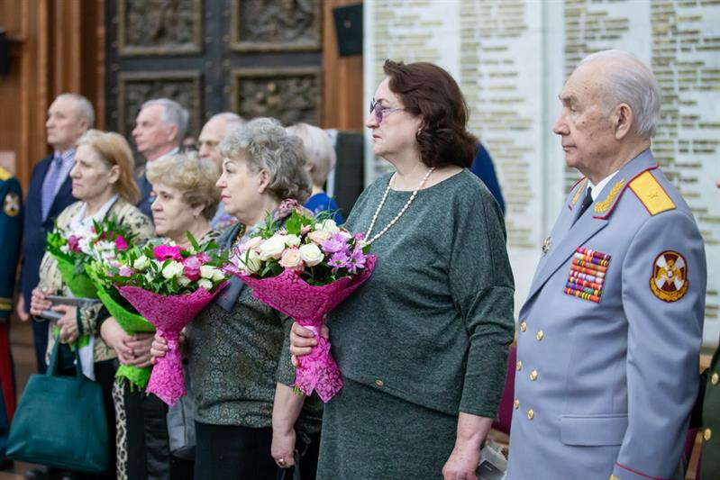 Военнослужащим и сотрудникам Росгвардии вручили ведомственные награды в Музее Победы (фото, видео)