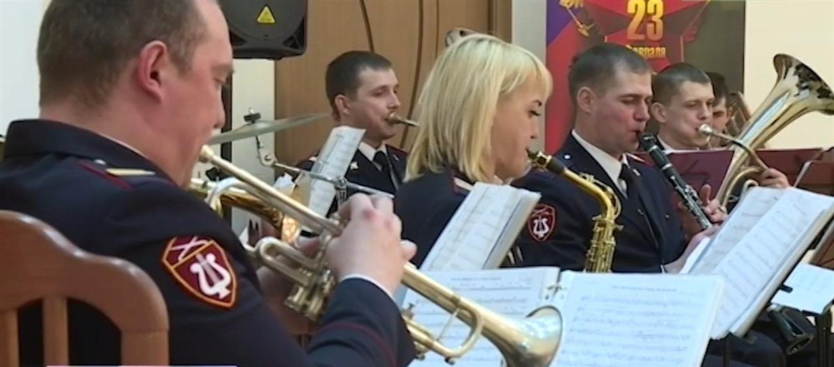 Концерт севастопольского военного оркестра Росгвардии прошел в доме-интернате для престарелых и инвалидов 