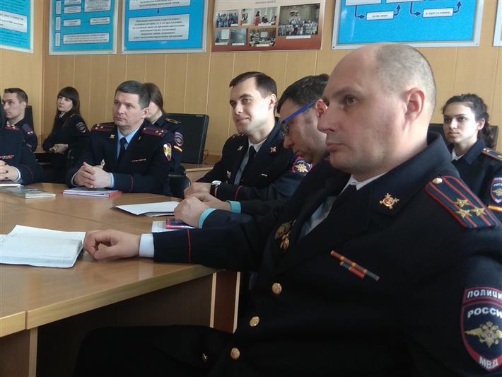 В Барнауле офицеры Росгвардии прияли участие в международном научном форуме 