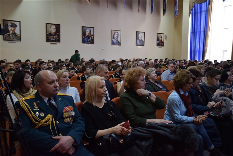 В Московском президентском кадетском училище имени М.А. Шолохова прошло торжественное собрание, посвящённое Дню защитника Отечества