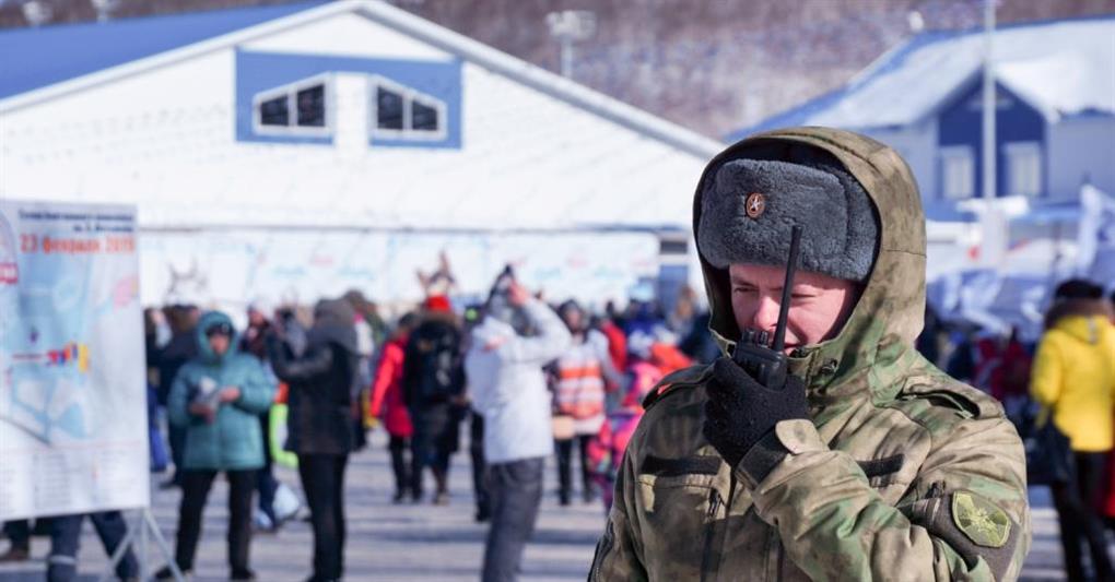 Росгвардия обеспечила безопасность граждан на открытии гонки на собачьих упряжках «Берингия – 2019»
