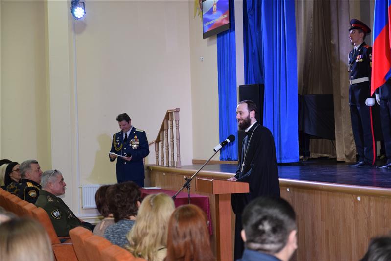 В Московском президентском кадетском училище имени М.А. Шолохова прошло торжественное собрание, посвящённое Дню защитника Отечества