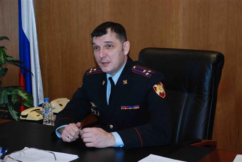Начальник Управления Росгвардии по Свердловской области проконсультировал екатеринбуржцев по вопросам охраны объектов