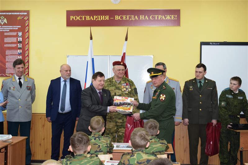 Кадетский класс Росгвардии открыт в Нижнем Новгороде (видео)