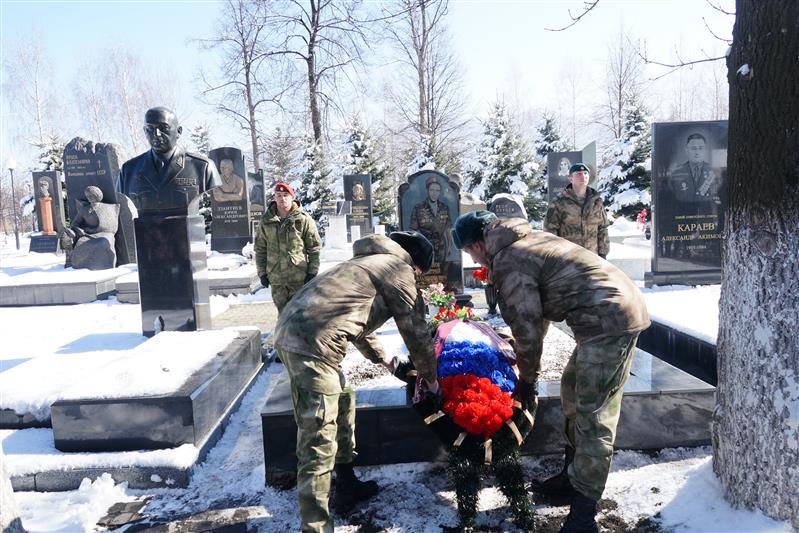 Во Владикавказе почтили память павшего офицера войск право-порядка Дмитрия Семенова