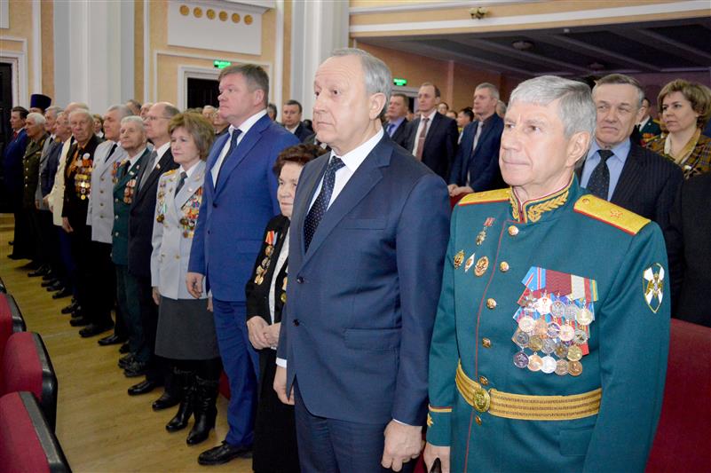 В Саратовском военном институте Росгвардии прошло городское торжественное мероприятие, посвященное Дню защитника Отечества 