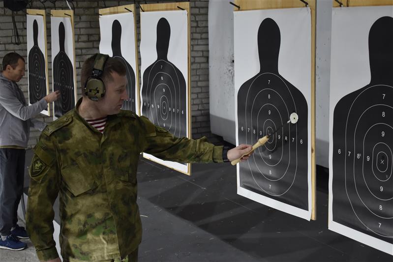 В Сыктывкаре прошел чемпионат Северо-Западного округа Росгвардии по лыжным гонкам и служебному двоеборью