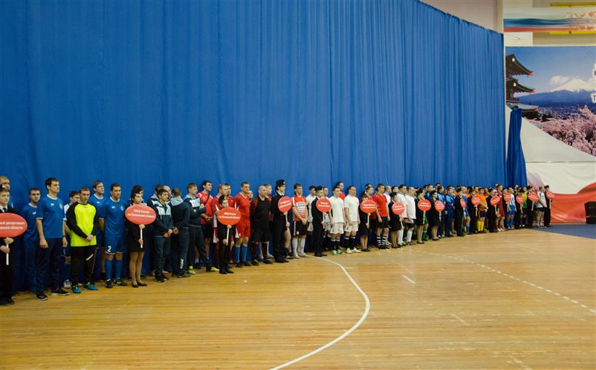 Спортсмены Росгвардии принимают участие в турнире по мини-футболу, посвященном памяти погибших правоохранителей из Пензенской области