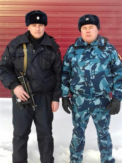 В ХМАО росгвардейцы спасли замерзавшую женщину