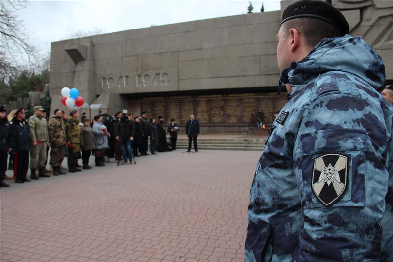 Бойцам ОМОН «Беркут» вручены ключи от новых квартир