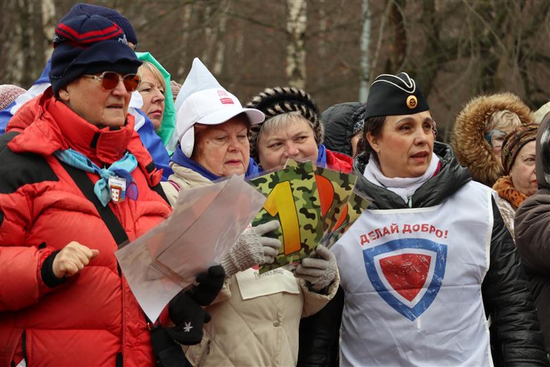 В Москве военнослужащие Росгвардии приняли участие в акции Союза добровольцев России