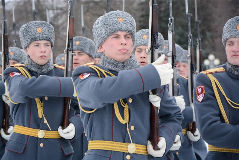 В дивизии имени Дзержинского почтили память павших военнослужащих соединения