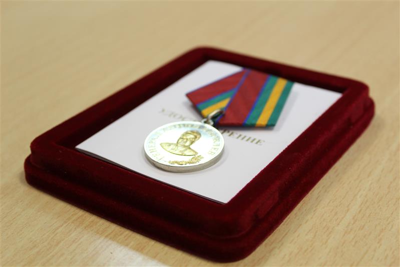 Командир оренбургского ОМОН награжден благодарственным письмом Президента России 