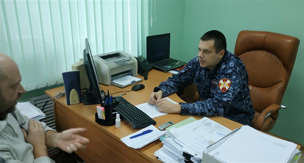 Представители центра лицензионно-разрешительной работы по Смоленской области ответили на вопросы жителей региона