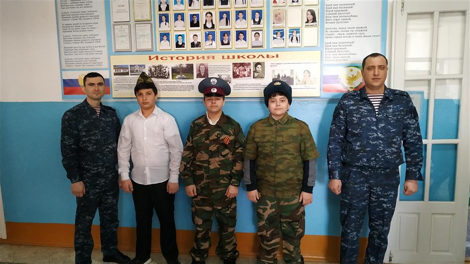 Росгвардией проведены уроки мужества в городах Дагестана