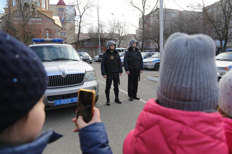 Сотрудники ставропольского управления вневедомственной охраны присоединились к ежегодной всероссийской акции «Неделя мужества»