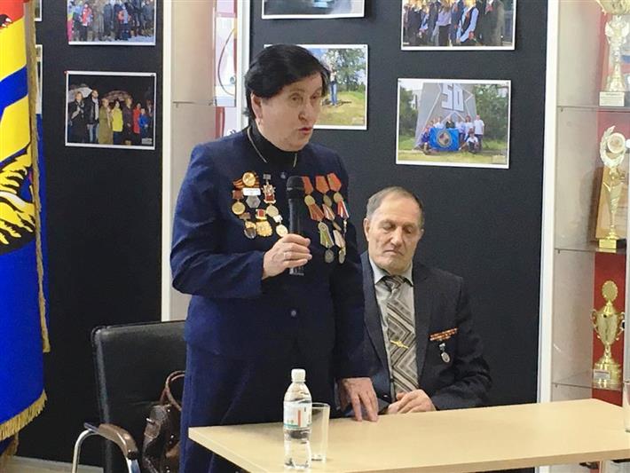 Сотрудники вневедомственной охраны встретились с хабаровчанкой Марией Платовой, пережившей заключение в фашистском концлагере
