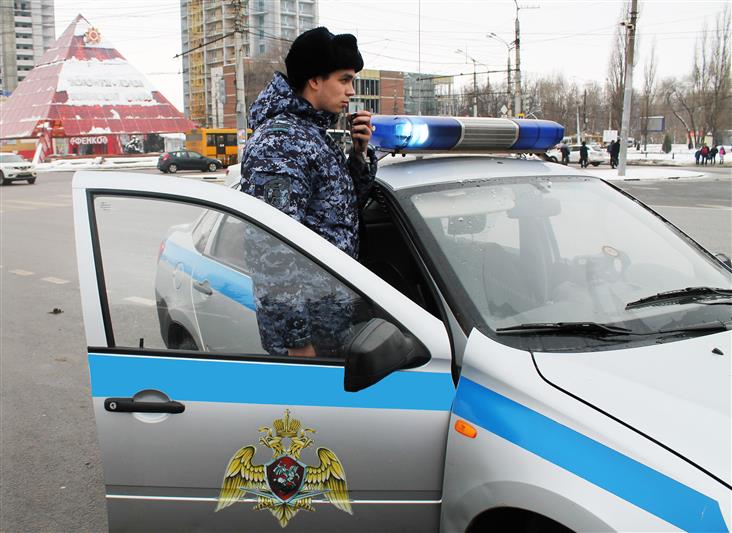 Нарядом отдела вневедомственной охраны по городу Воронежу задержан подозреваемый в нанесении человеку ножевого ранения   