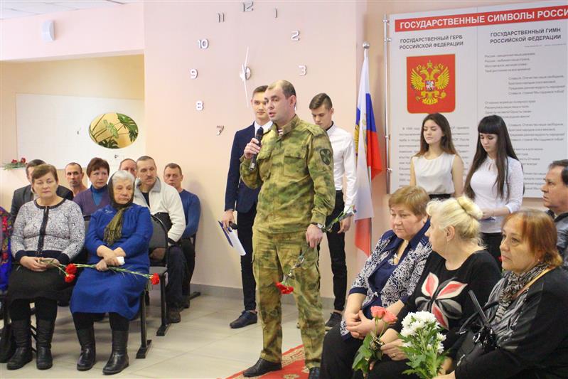 Росгвардейцы почтили память погибшего военнослужащего войск правопорядка Александра Усачева
