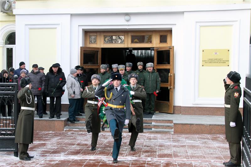 В рамках всероссийской акции «Неделя мужества» в Сибирском округе Росгвардии проходят торжественные мероприятия, приуроченные ко Дню защитника Отечества