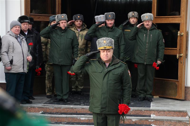 В рамках всероссийской акции «Неделя мужества» в Сибирском округе Росгвардии проходят торжественные мероприятия, приуроченные ко Дню защитника Отечества