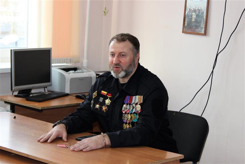 Ветеран СОБР провел для карельских кадет тематическое занятие, посвящённое 30-летию со дня вывода советских войск из Афганистана