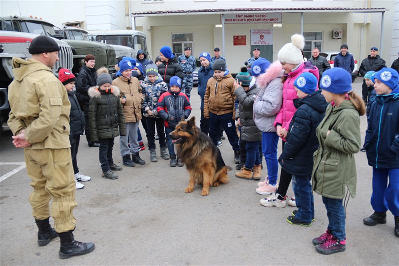В рамках акции Росгвардии «Неделя мужества» в Ростовской области и Калмыкии проведены патриотические мероприятия  